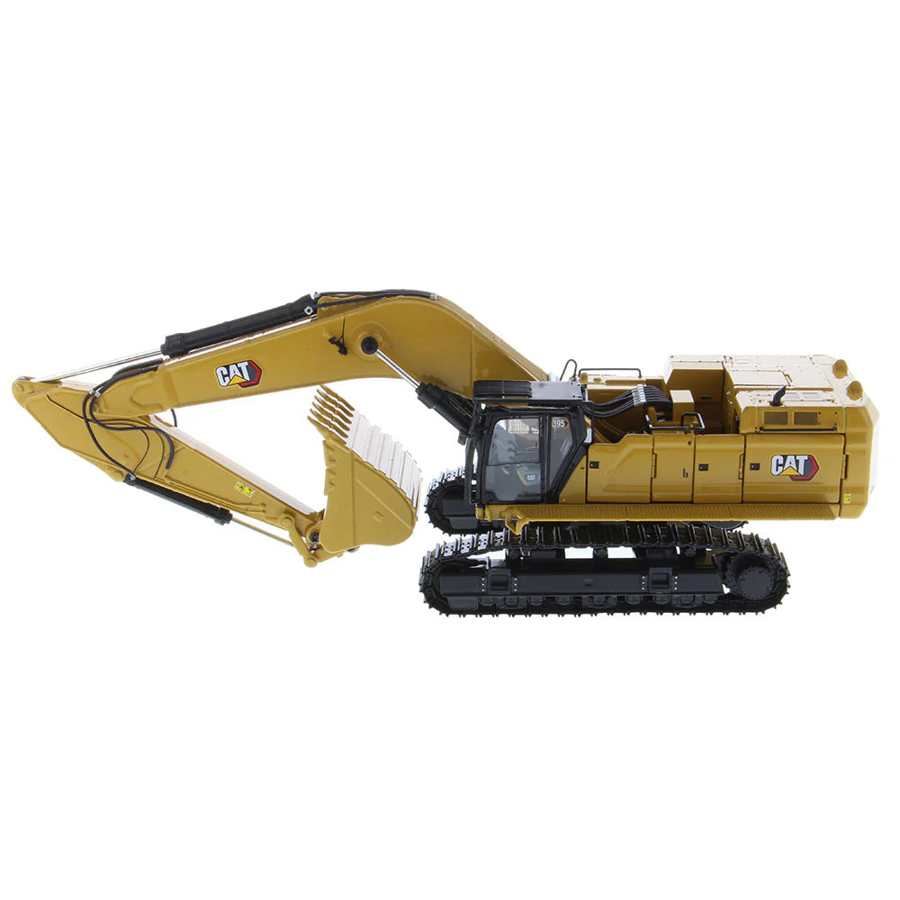 Escavadeira Hidráulica Grande Cat® 395, (versão GP), com 2 ferramentas de trabalho adicionais: Martelo e Tesoura, em escala 1:50