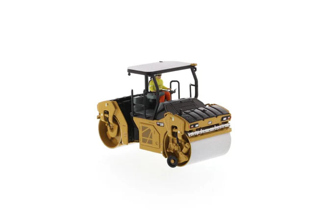 Rolo vibratório com ROPS Cat® CB 13 em escala 1:50